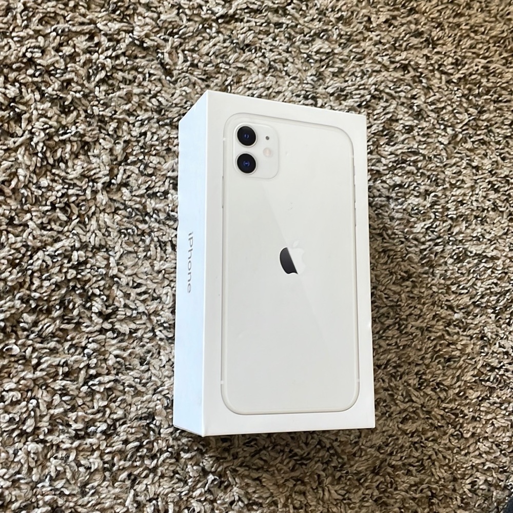 iphone 11 Box